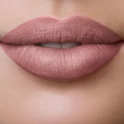 LIP BLUSH BLURRED EFFECT LIPSTICK