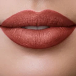 LIP BLUSH BLURRED EFFECT LIPSTICK